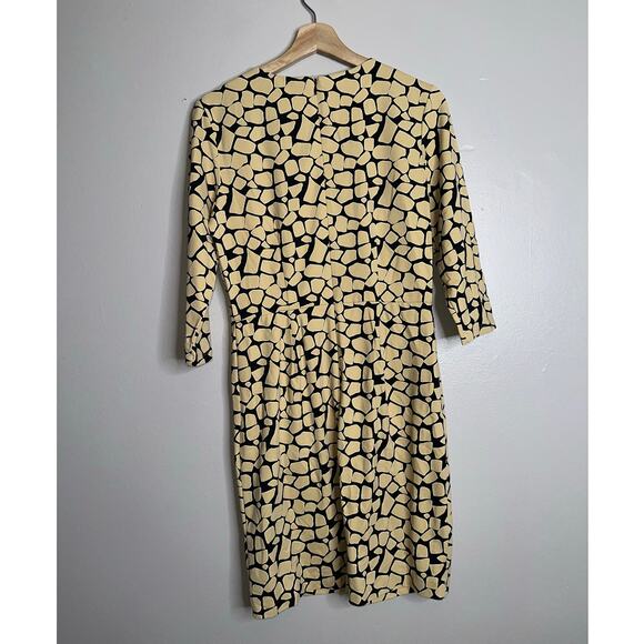 J.McLaughlin Catalina Cloth Animal Print Sheath Dress Medium Black Yellow Career - Picture 5 of 5